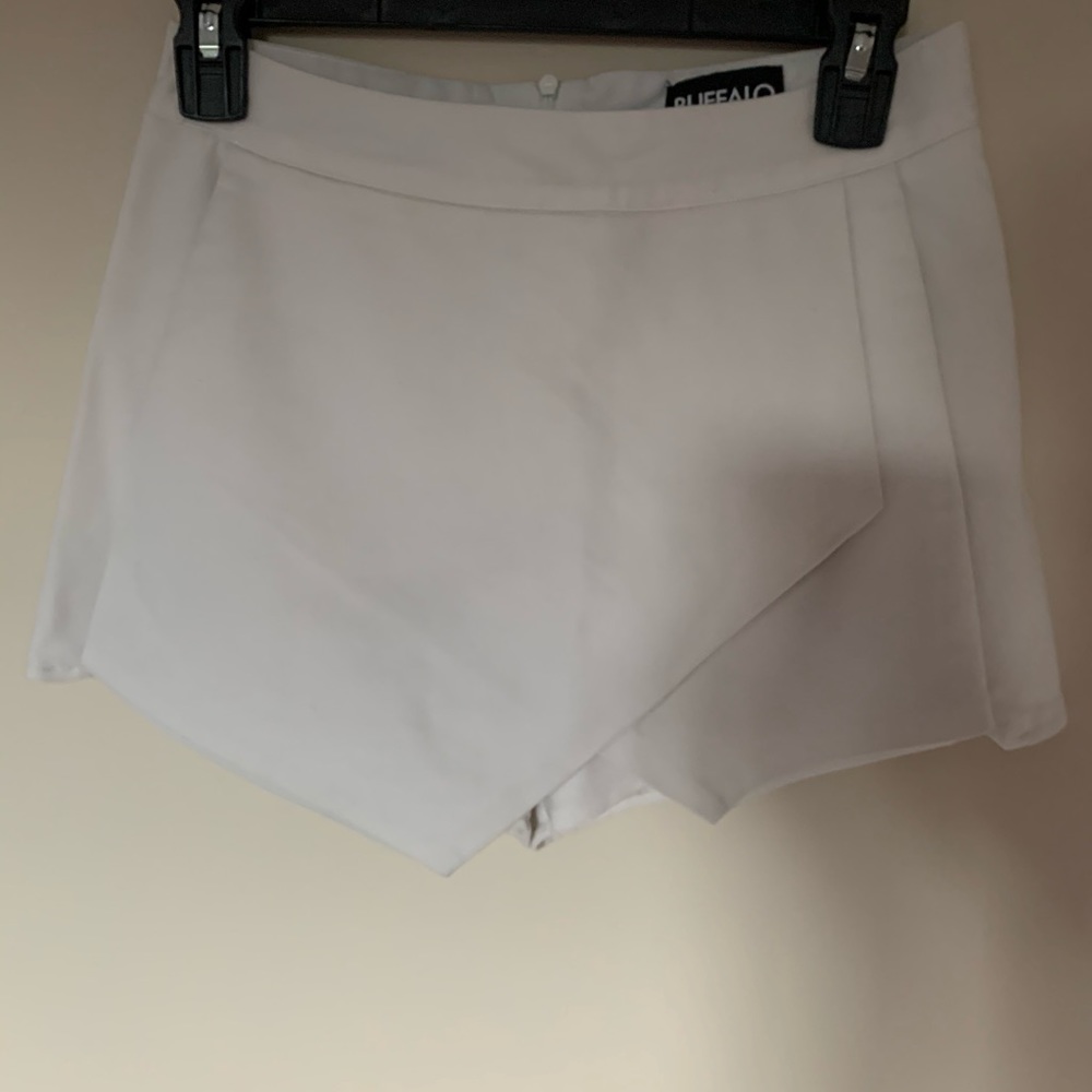 White Skort - Picture 2 of 2